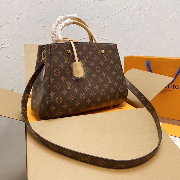 Exquisite leather bags-570