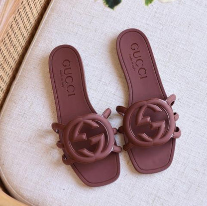 Interlocking GG Slides