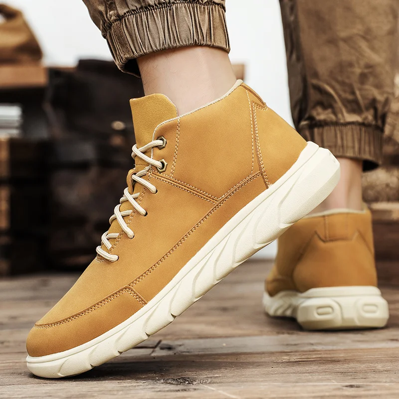 Highland Chukka Sneakers