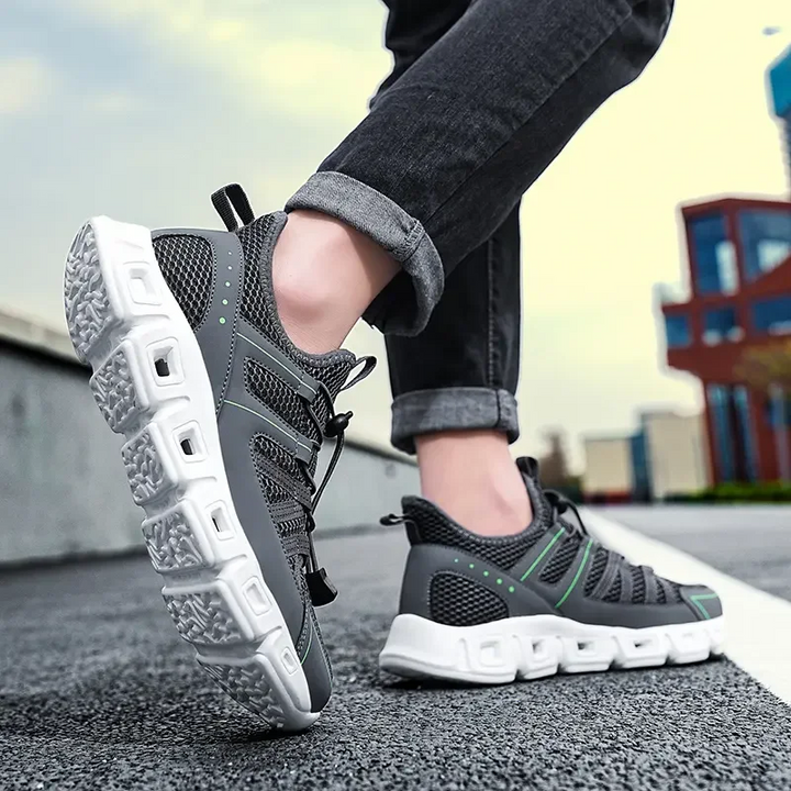 Challenger Premium Sneakers