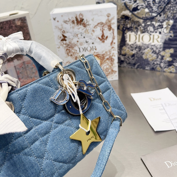 Exquisite leather bags-613