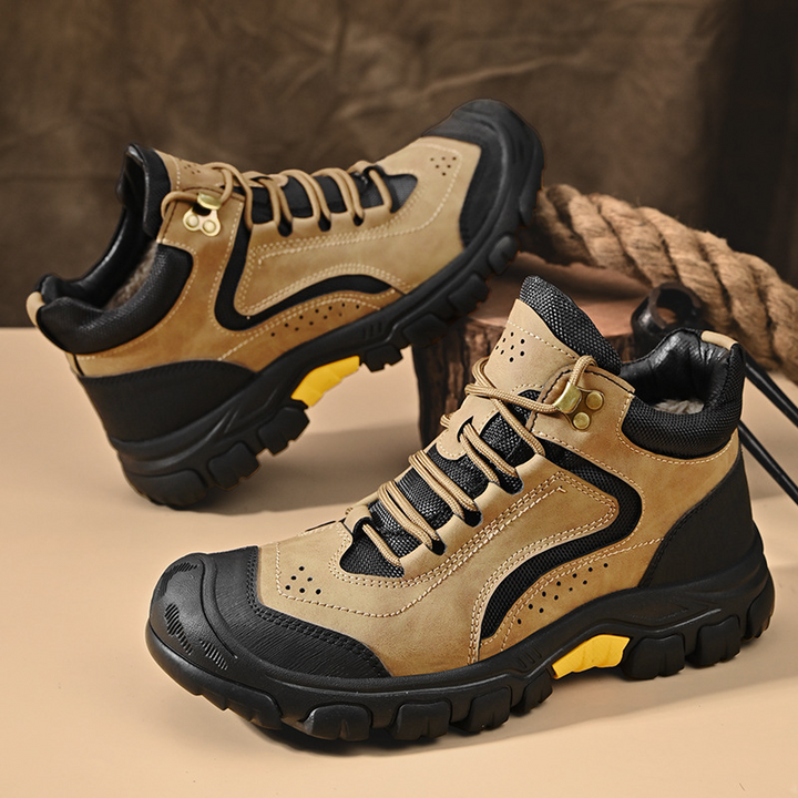 Trail Venture Hiking Boots