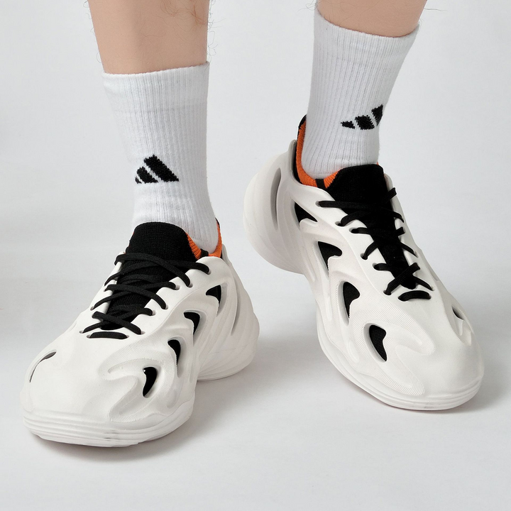 Hype Gravity Sneakers