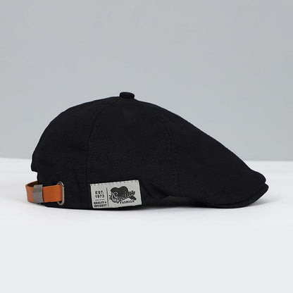 Retro Chic Beret - Timeless Elegance for Every Wardrobe