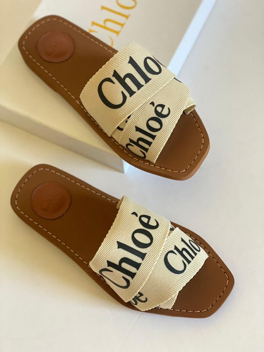 Woody Sandals – Slides for Summer