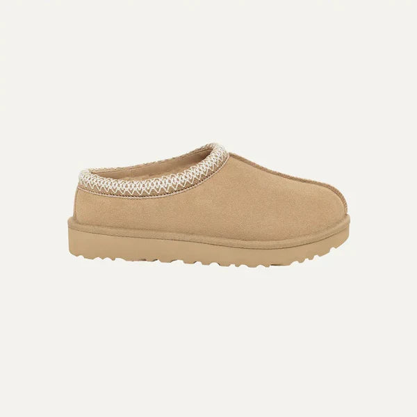 Winter Fluffy Warm Comfy Furry Shoes – Unisex, Perfect for Indoor and Outdoor Wear