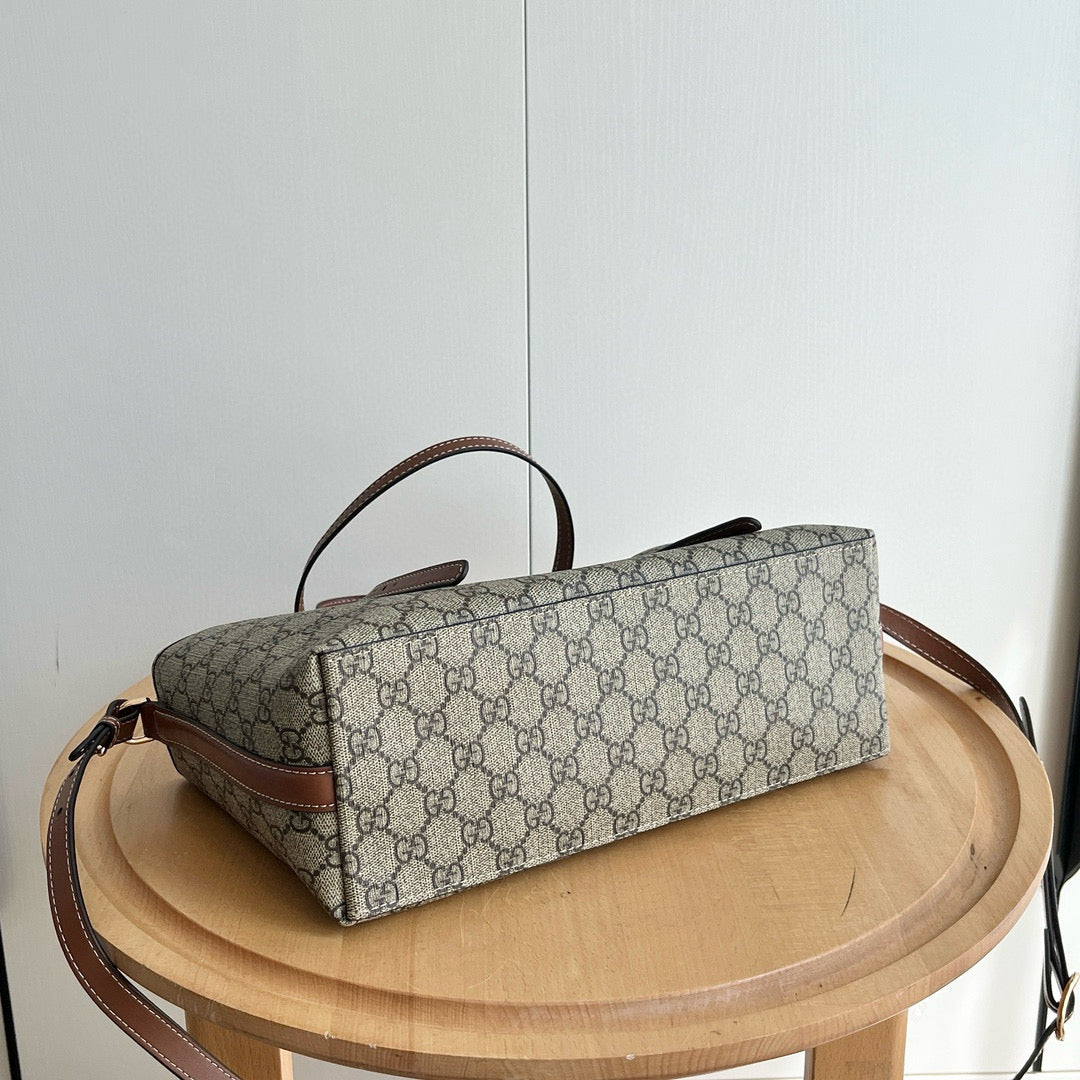 Emblem G Tote Bag