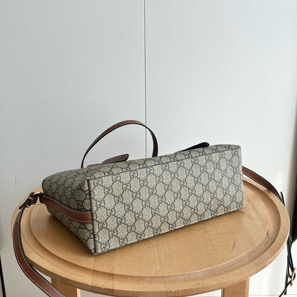 Emblem G Tote Bag
