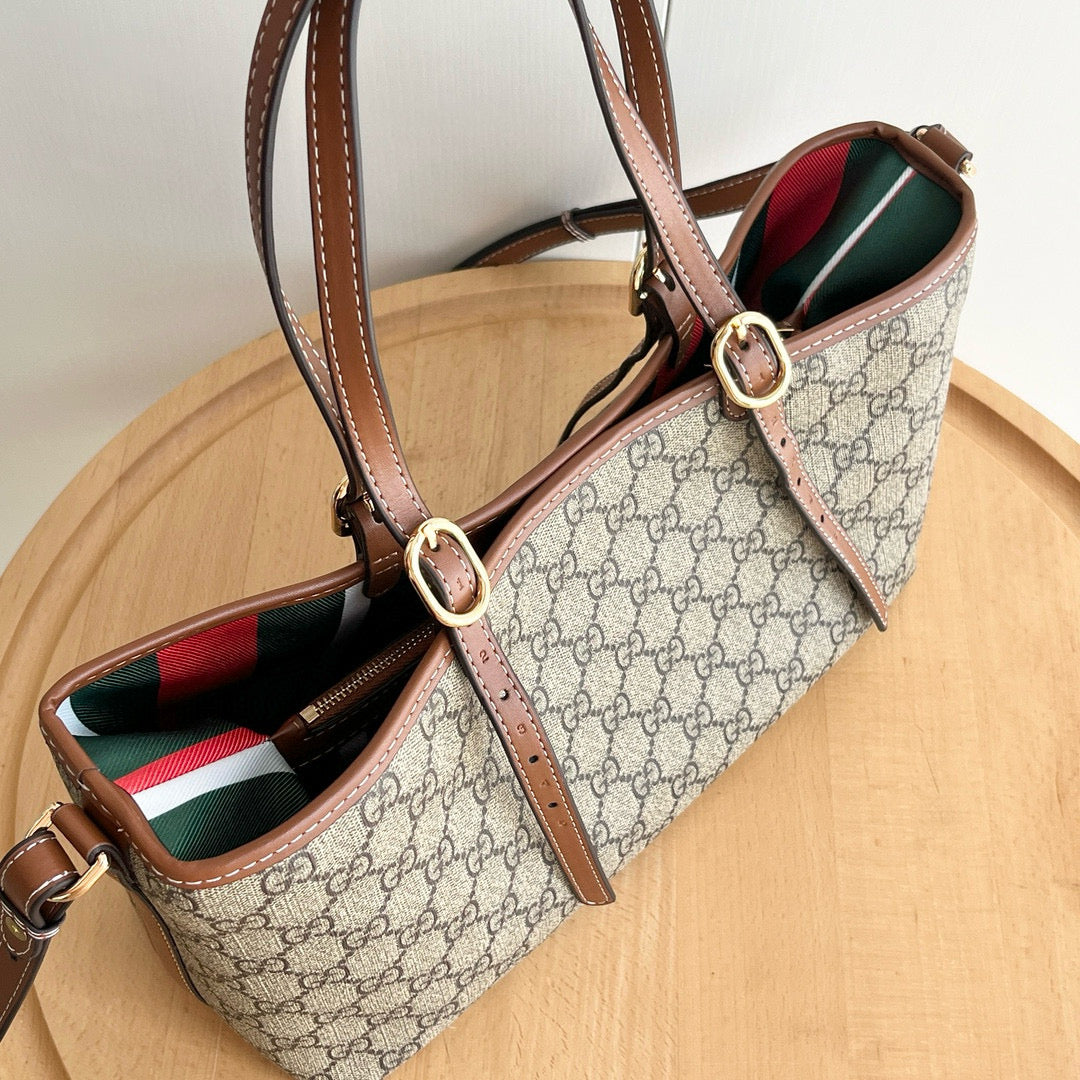 Emblem G Tote Bag