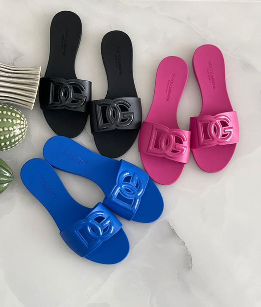 Interlocking DG Sandals