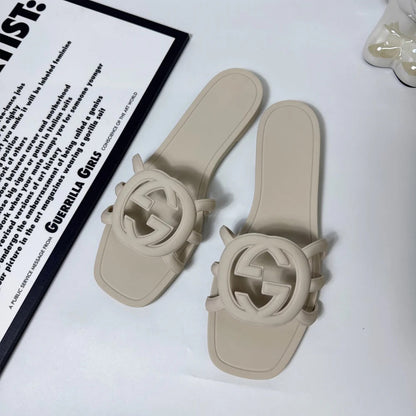 Interlocking GG Slides