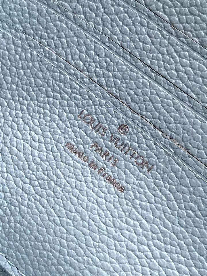 Exquisite leather bags-390