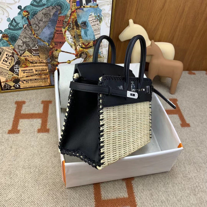 Exquisite leather bags-46