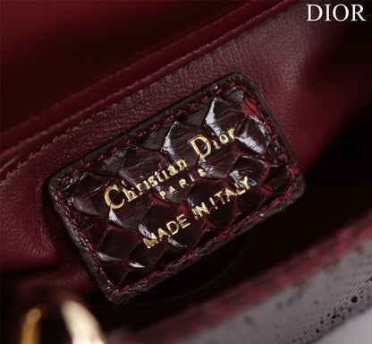 Exquisite leather bags-101